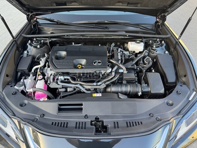 Lexus ES 300h 2022, 28,000 km - 2.5 l - Bakı