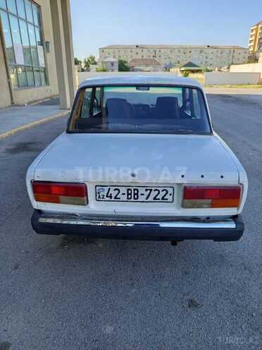 LADA (VAZ) 2107 1982, 86,000 km - 1.6 l - Salyan