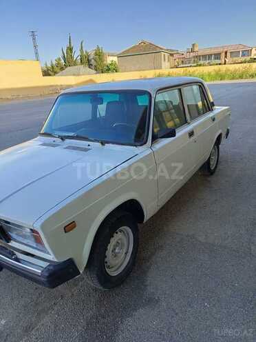 LADA (VAZ) 2107 1982, 86,000 km - 1.6 l - Salyan