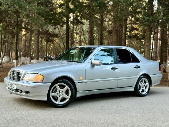 Mercedes C 200 2000, 280,000 km - 2.0 л - Sumqayıt