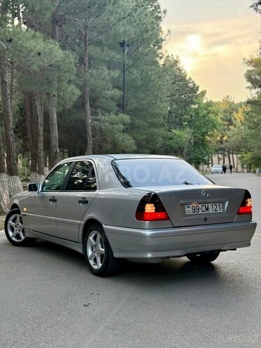 Mercedes C 200 2000, 280,000 km - 2.0 л - Sumqayıt