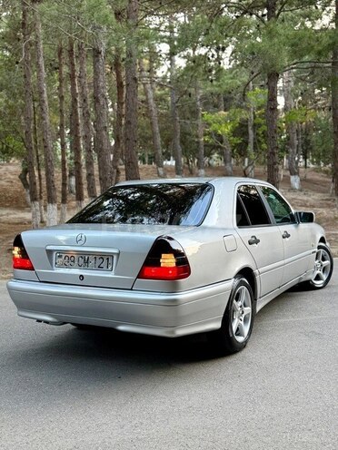 Mercedes C 200 2000, 280,000 km - 2.0 л - Sumqayıt