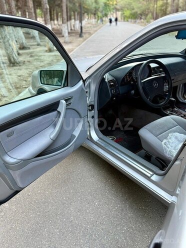 Mercedes C 200 2000, 280,000 km - 2.0 л - Sumqayıt