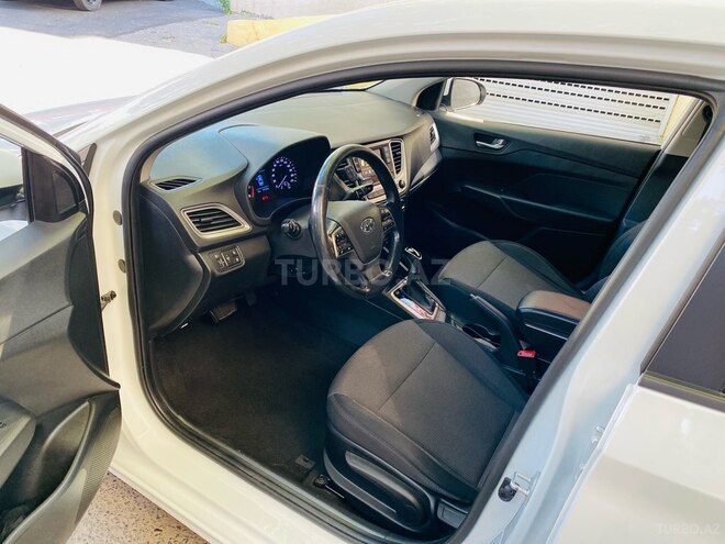 Hyundai Accent 2019, 178,000 km - 1.6 л - Bakı