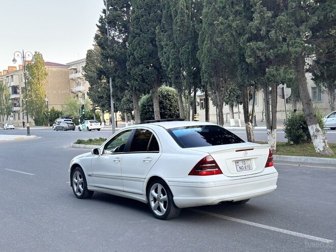 Mercedes C 240 2002, 298,853 km - 2.6 л - Bakı