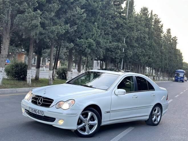 Mercedes C 240 2002, 298,853 km - 2.6 л - Bakı