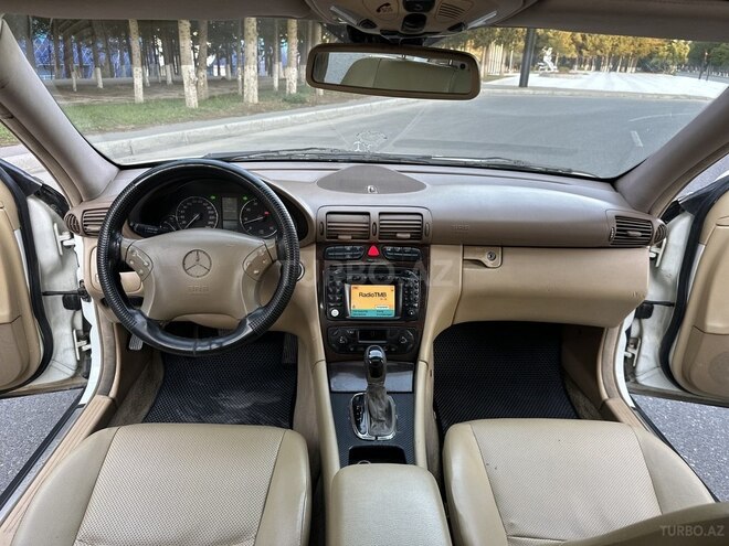 Mercedes C 240 2002, 298,853 km - 2.6 л - Bakı