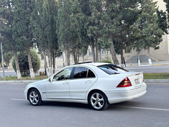 Mercedes C 240 2002, 298,853 km - 2.6 л - Bakı