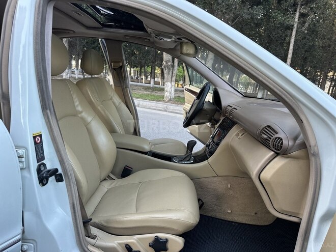 Mercedes C 240 2002, 298,853 km - 2.6 л - Bakı