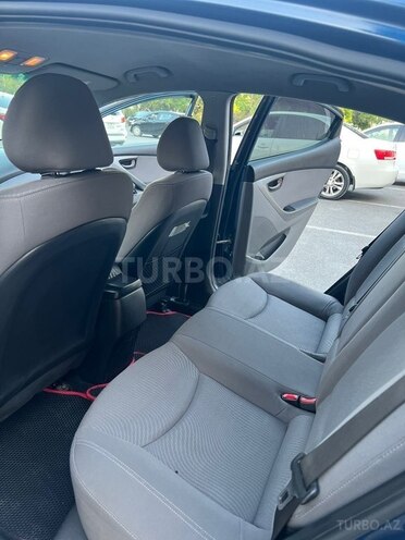 Hyundai Elantra 2015, 158,000 km - 1.8 л - Bakı