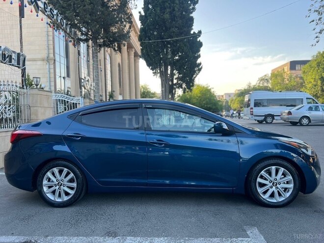 Hyundai Elantra 2015, 158,000 km - 1.8 л - Bakı