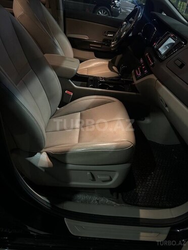 Kia Carnival 2016, 158,000 km - 2.2 l - Bakı