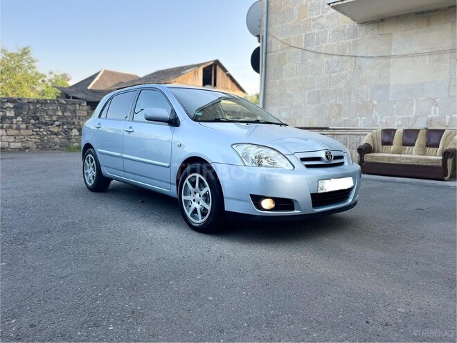 Toyota Corolla 2005, 250,000 km - 1.4 л - Bakı