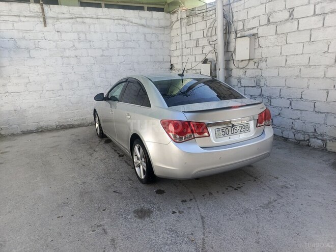 Chevrolet Cruze 2011, 220,000 km - 1.4 л - Şəki