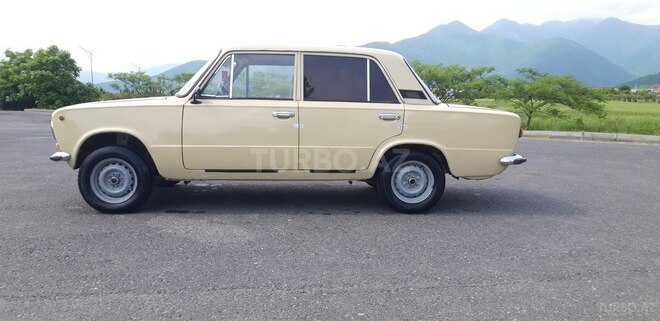 LADA (VAZ) 21011 1980, 99,302 km - 1.3 l - Qax