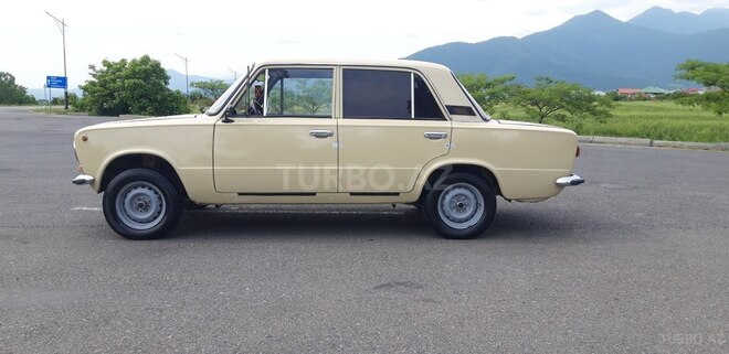 LADA (VAZ) 21011 1980, 99,302 km - 1.3 l - Qax