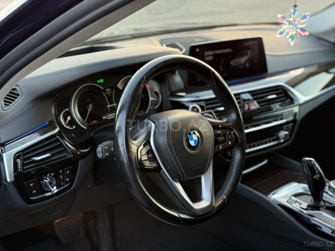 BMW 520-9