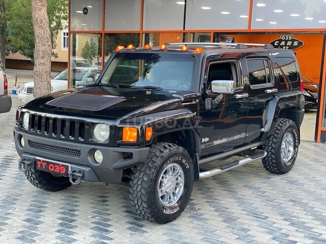 Hummer H3-2