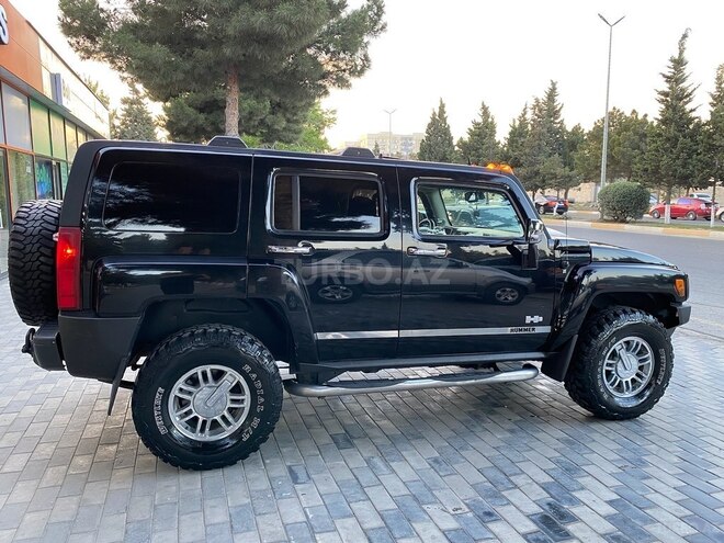 Hummer H3-6