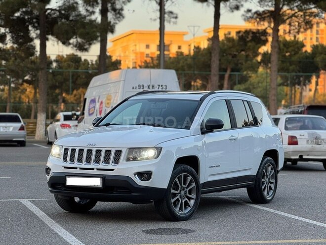 Jeep Compass 2014, 200,000 km - 2.4 l - Sumqayıt