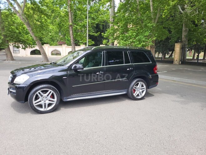 Mercedes GL 350 4MATIC 2009, 397,000 km - 3.0 l - Mingəçevir