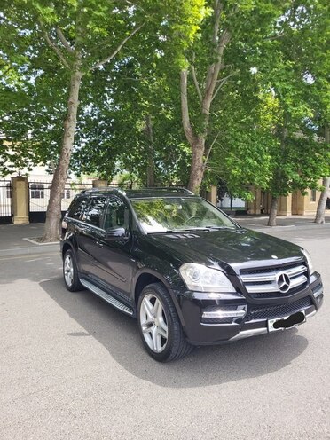 Mercedes GL 350 4MATIC 2009, 397,000 km - 3.0 l - Mingəçevir