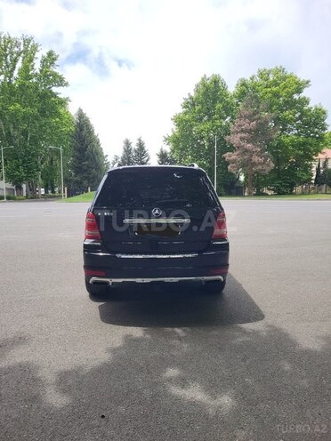 Mercedes GL 350 4MATIC 2009, 397,000 km - 3.0 l - Mingəçevir