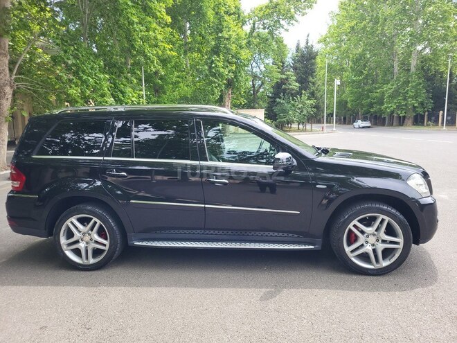 Mercedes GL 350 4MATIC 2009, 397,000 km - 3.0 l - Mingəçevir