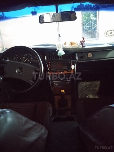 Mercedes 190 1991, 270,000 km - 2.0 л - Bakı