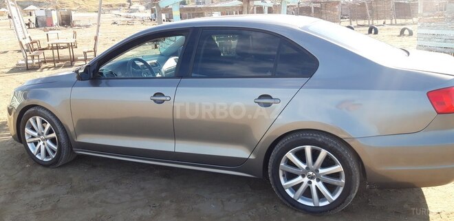 Volkswagen Jetta 2011, 245,747 km - 2.0 l - Bakı