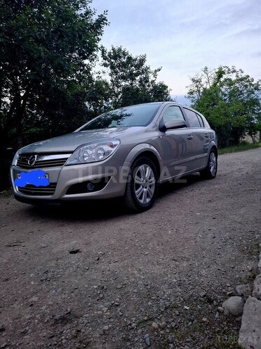 Opel Astra 2009, 229,128 km - 1.4 l - Gəncə