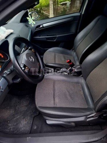 Opel Astra 2009, 229,128 km - 1.4 l - Gəncə