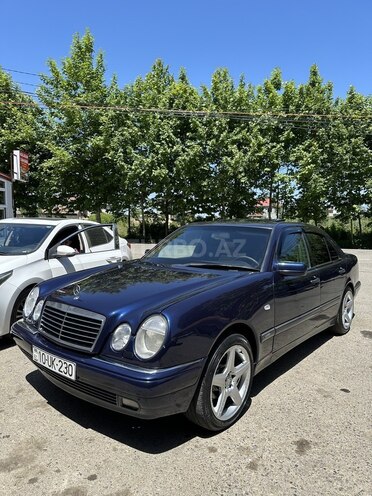 Mercedes E 230 1995, 300,000 km - 2.3 l - Masallı