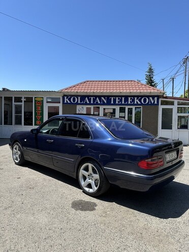 Mercedes E 230 1995, 300,000 km - 2.3 l - Masallı