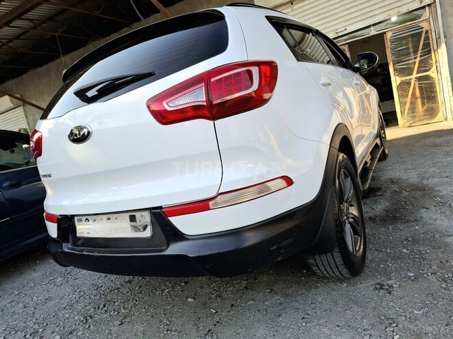 Kia Sportage 2012, 350,000 km - 2.0 l - Göyçay