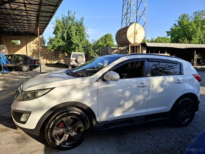 Kia Sportage 2012, 350,000 km - 2.0 l - Göyçay
