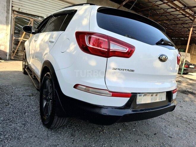 Kia Sportage 2012, 350,000 km - 2.0 l - Göyçay