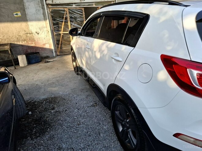 Kia Sportage 2012, 350,000 km - 2.0 l - Göyçay