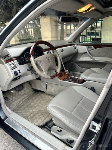 Mercedes E 270 2001, 336,466 km - 2.7 l - Bakı