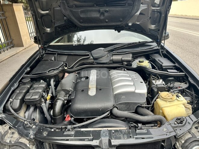 Mercedes E 270 2001, 336,466 km - 2.7 l - Bakı