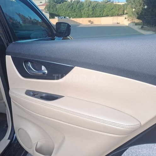 Nissan X-Trail 2014, 250,000 km - 2.5 l - Bakı