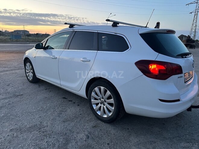 Opel Astra 2012, 277,372 km - 1.4 l - Bakı