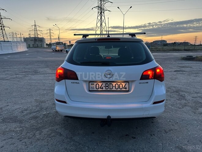 Opel Astra 2012, 277,372 km - 1.4 l - Bakı