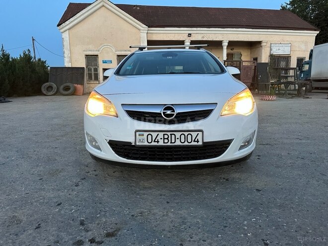 Opel Astra 2012, 277,372 km - 1.4 l - Bakı