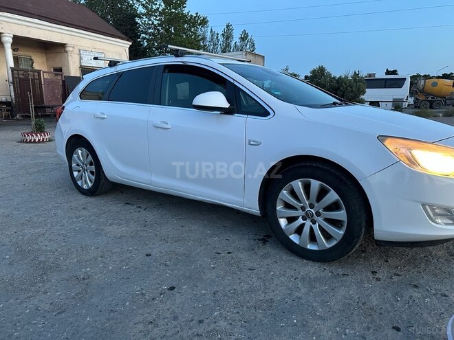 Opel Astra 2012, 277,372 km - 1.4 l - Bakı