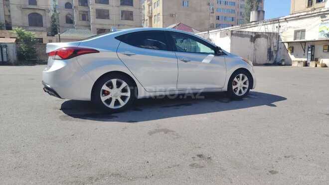 Hyundai Elantra 2011, 290,000 km - 1.8 l - Bakı
