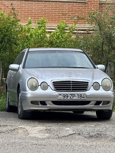 Mercedes E 220 d 2000, 560,000 km - 2.2 l - Bakı