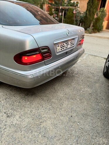 Mercedes E 220 d 2000, 560,000 km - 2.2 l - Bakı
