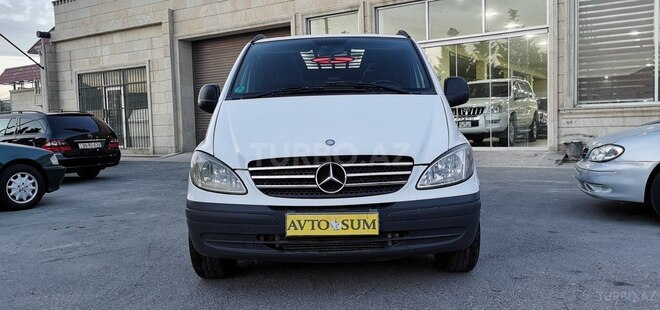 Mercedes Vito 111-1