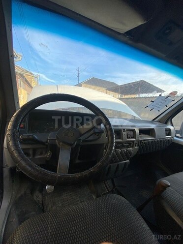 GAZ 33021 2002, 281,000 km - 2.4 l - Quba